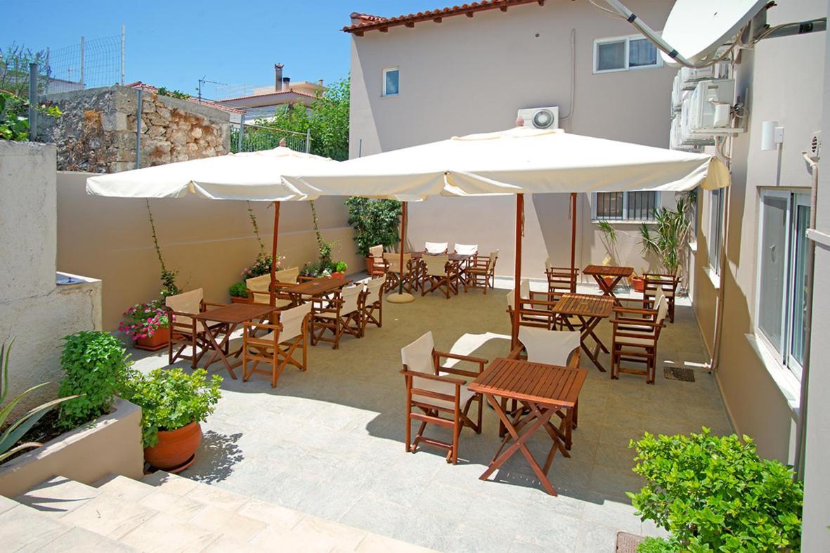 Agios Sostis Aparthotel Kyparissia Exterior photo