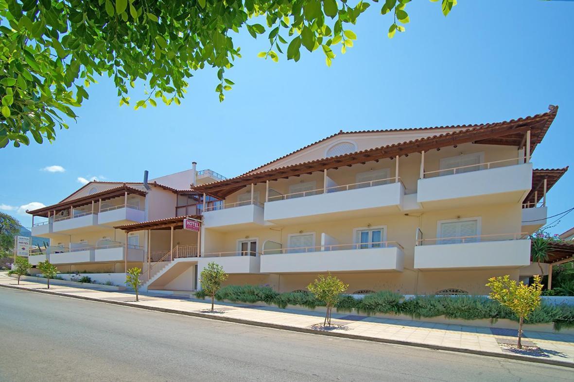Agios Sostis Aparthotel Kyparissia Exterior photo