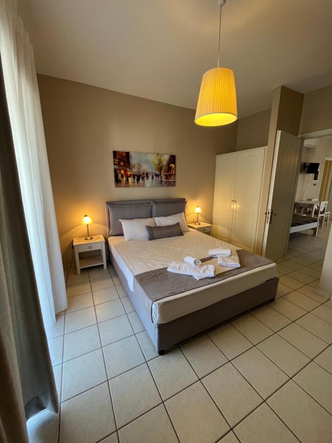 Agios Sostis Aparthotel Kyparissia Exterior photo